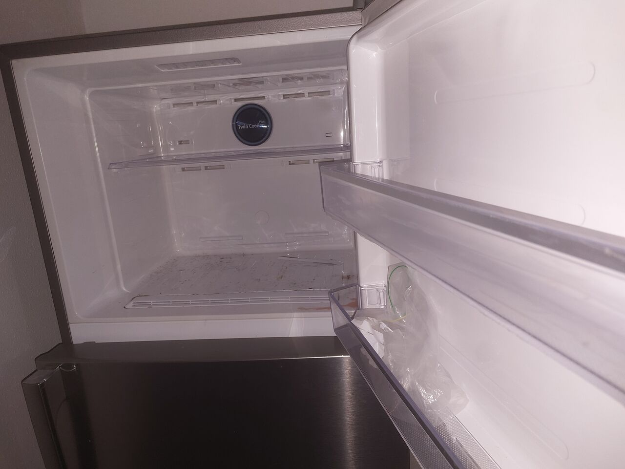 Riyadh, Appliances, SAR 2000,  Excellent Condition Refrigerator, Washing Machine And Stove