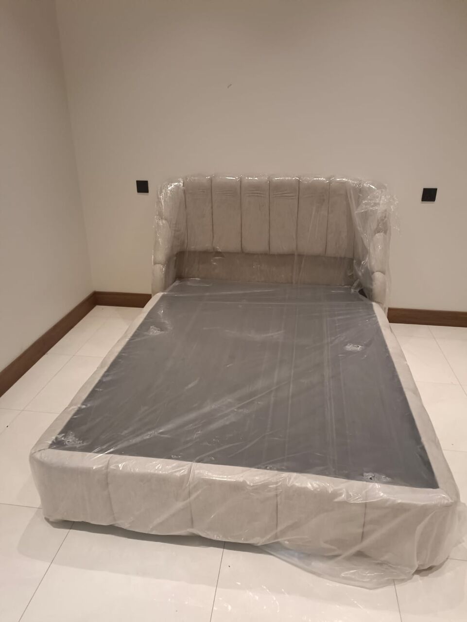 Jeddah, Furniture, SAR 1,  New Classic And Premium Quality Bedroom Furniture Set