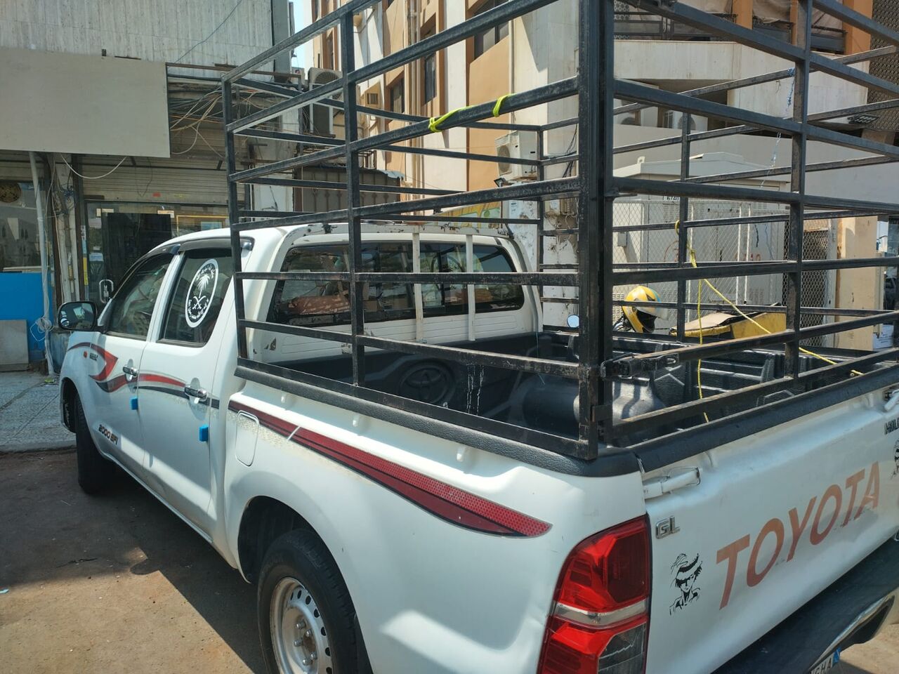 Jeddah, Vehicles, Cars & Trucks , SAR 45000,  Toyota Hilux,  2014,  Manual,  179150 KM,   For Sale