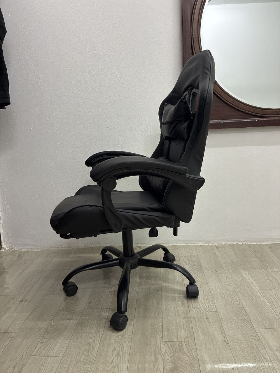 Al Wizarat, Furniture, SAR 200,  Study Table And Revolving Chair