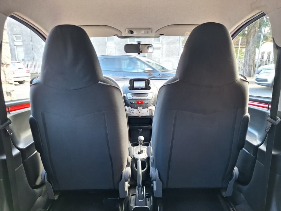Paris, Vehicles, Cars & Trucks , EUR 1250,  Toyota Aygo 1.0 VVT-i Go Automatique,  2013,  Automatic,  150000 KM,