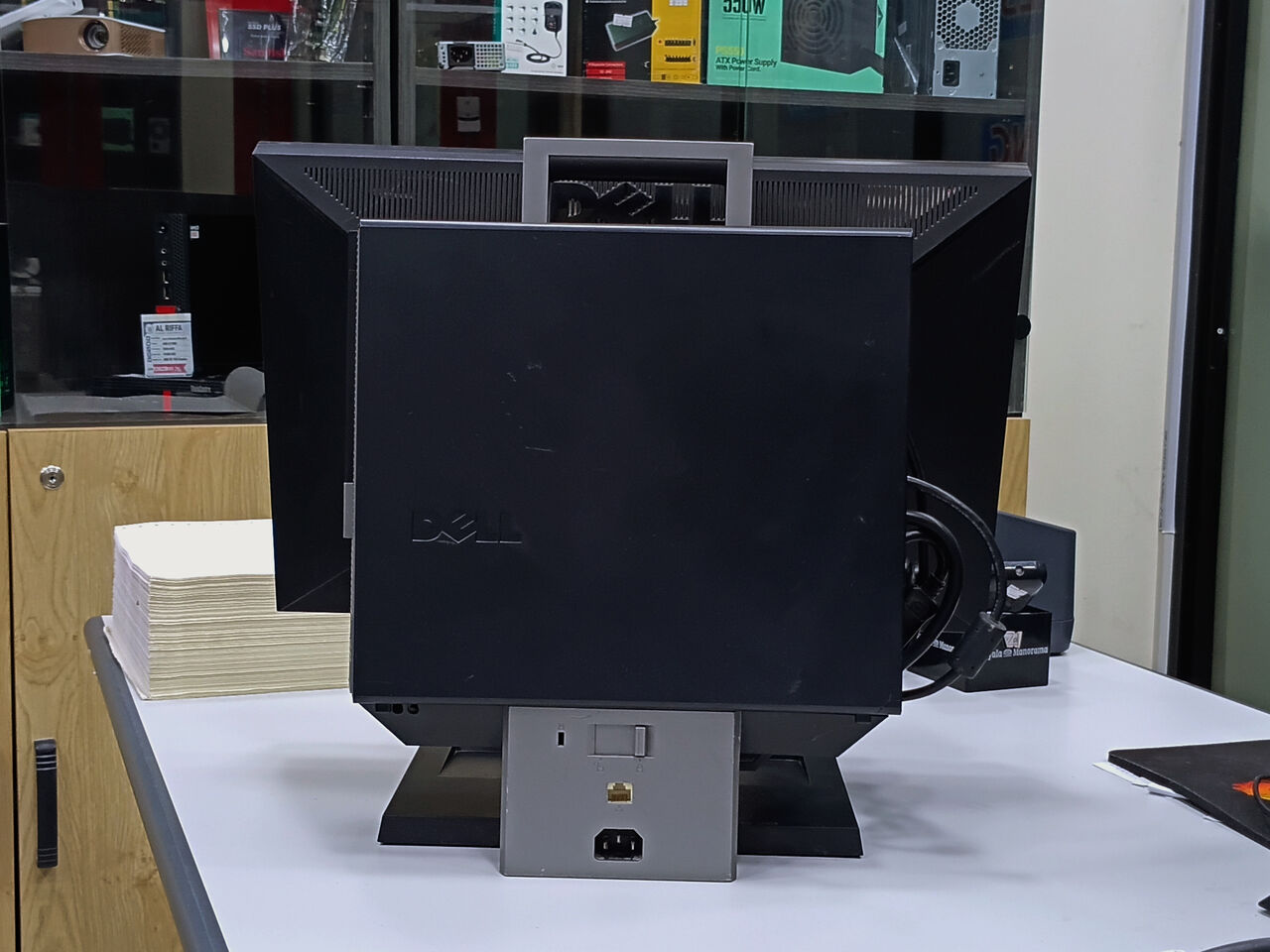 Riffa, Computers, BHD 48,  DELL Portable Computer Core I5 8GB /120GB SSD Display 19&rsquo;&rsquo; With Wi-Fi 48 BD Only