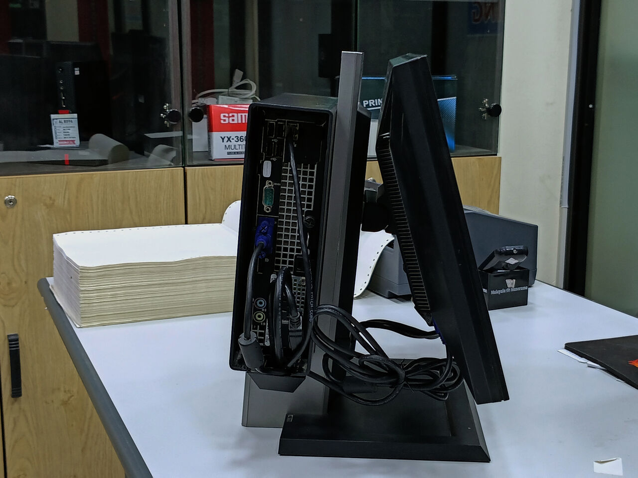 Riffa, Computers, BHD 48,  DELL Portable Computer Core I5 8GB /120GB SSD Display 19&rsquo;&rsquo; With Wi-Fi 48 BD Only