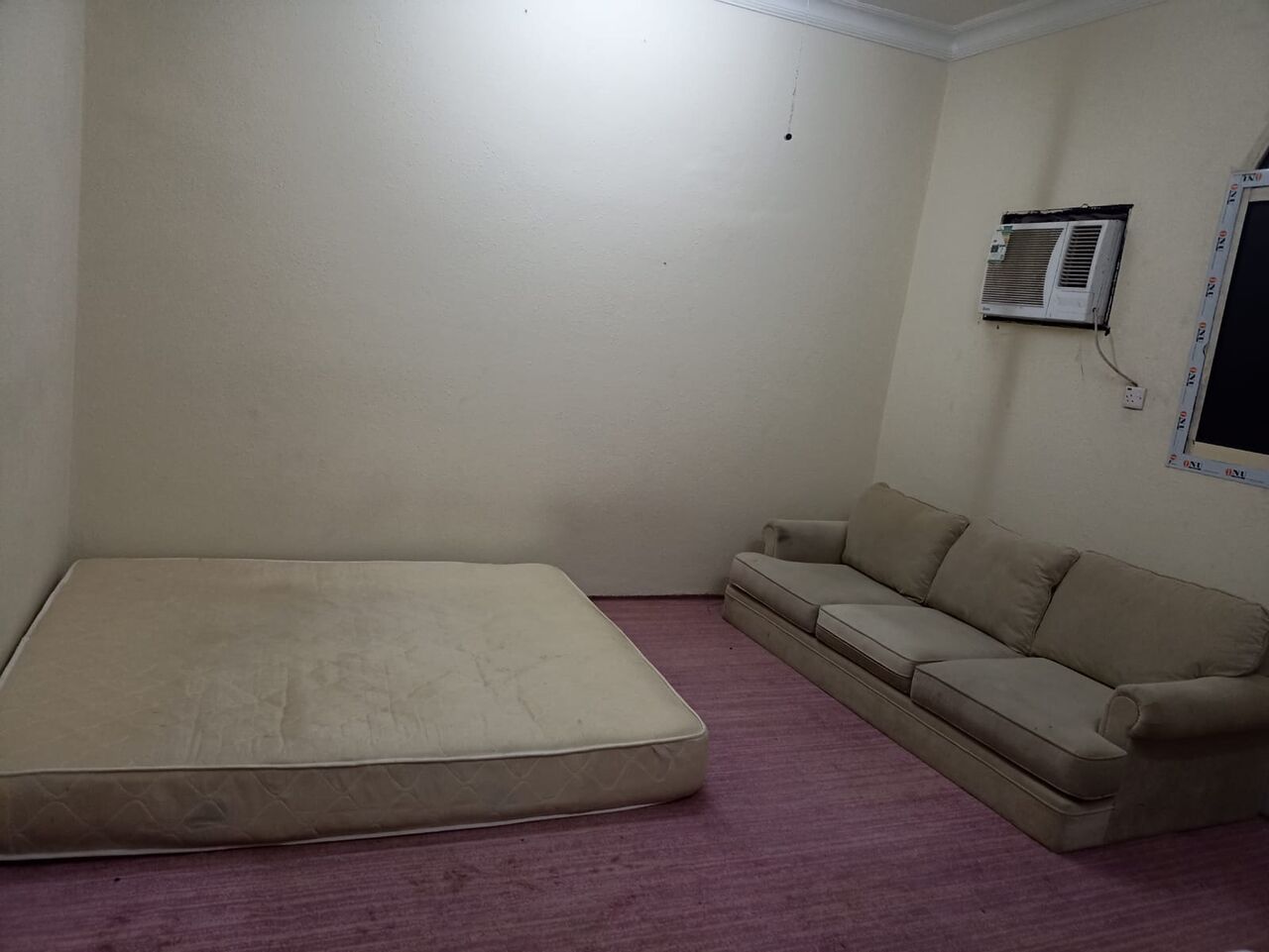 Riyadh, Apartments, Flats, Houses & Villas, SAR 1300/month,  Furnished,  1 BR,  One Furnished Room Available With Attached Kitchen And Toilet For Pakistani Family Only