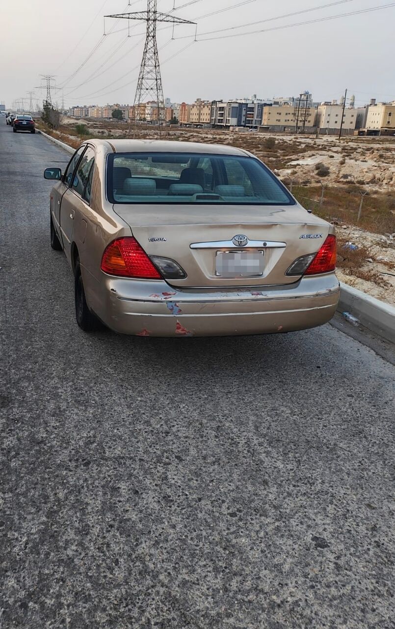Khobar, Vehicles, Cars & Trucks , SAR 13500,  Toyota Avalon,  2001,  Automatic,  333777 KM,