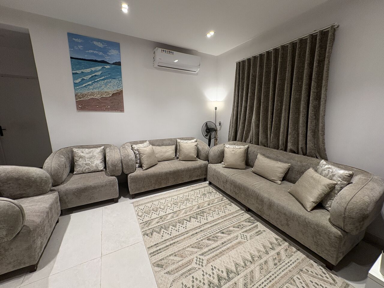 Riyadh, Furniture, SAR 1800,  Premium Sofa Set &ndash; Rarely Used | Excellent Condition