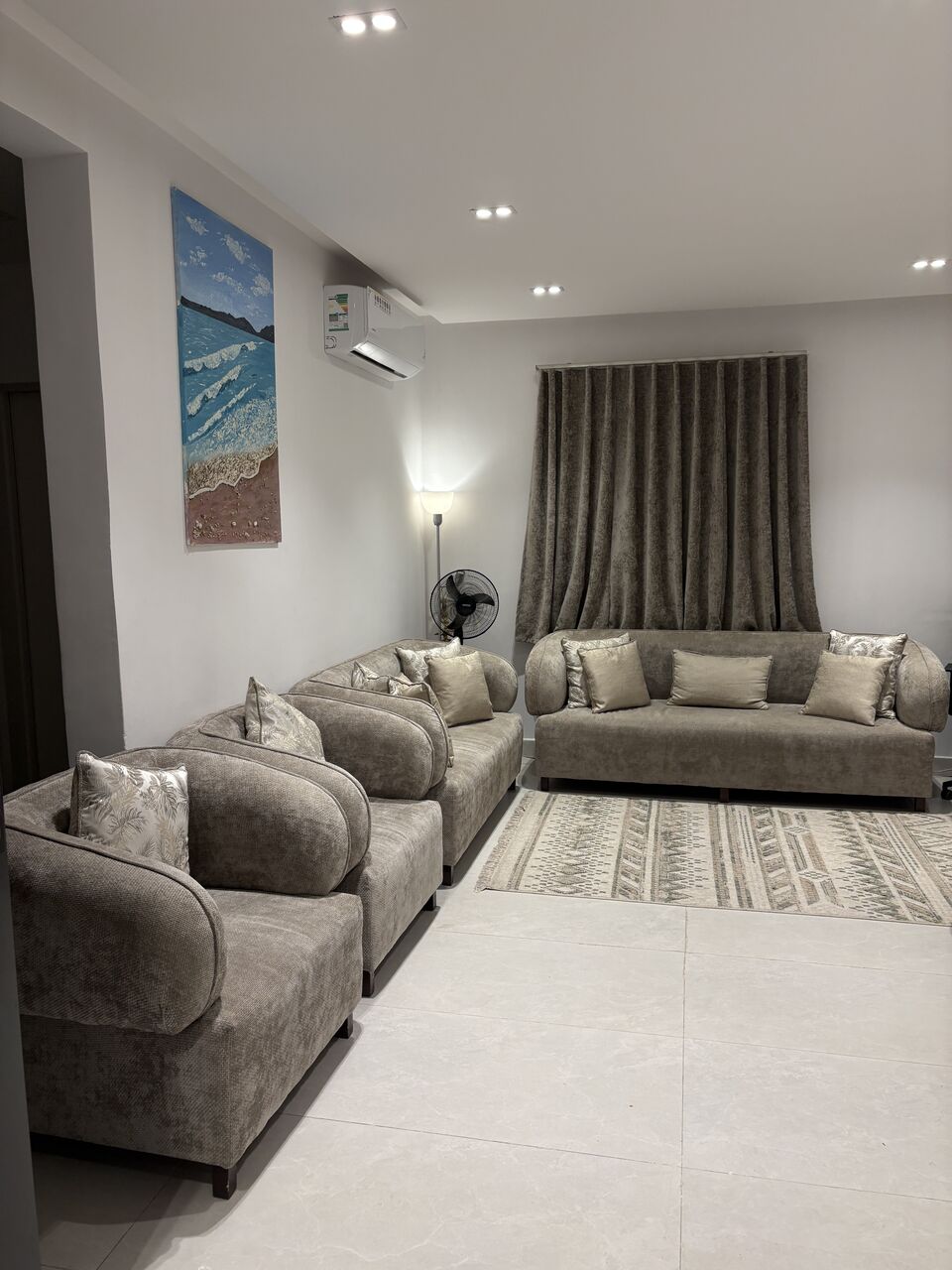 Riyadh, Furniture, SAR 1800,  Premium Sofa Set &ndash; Rarely Used | Excellent Condition