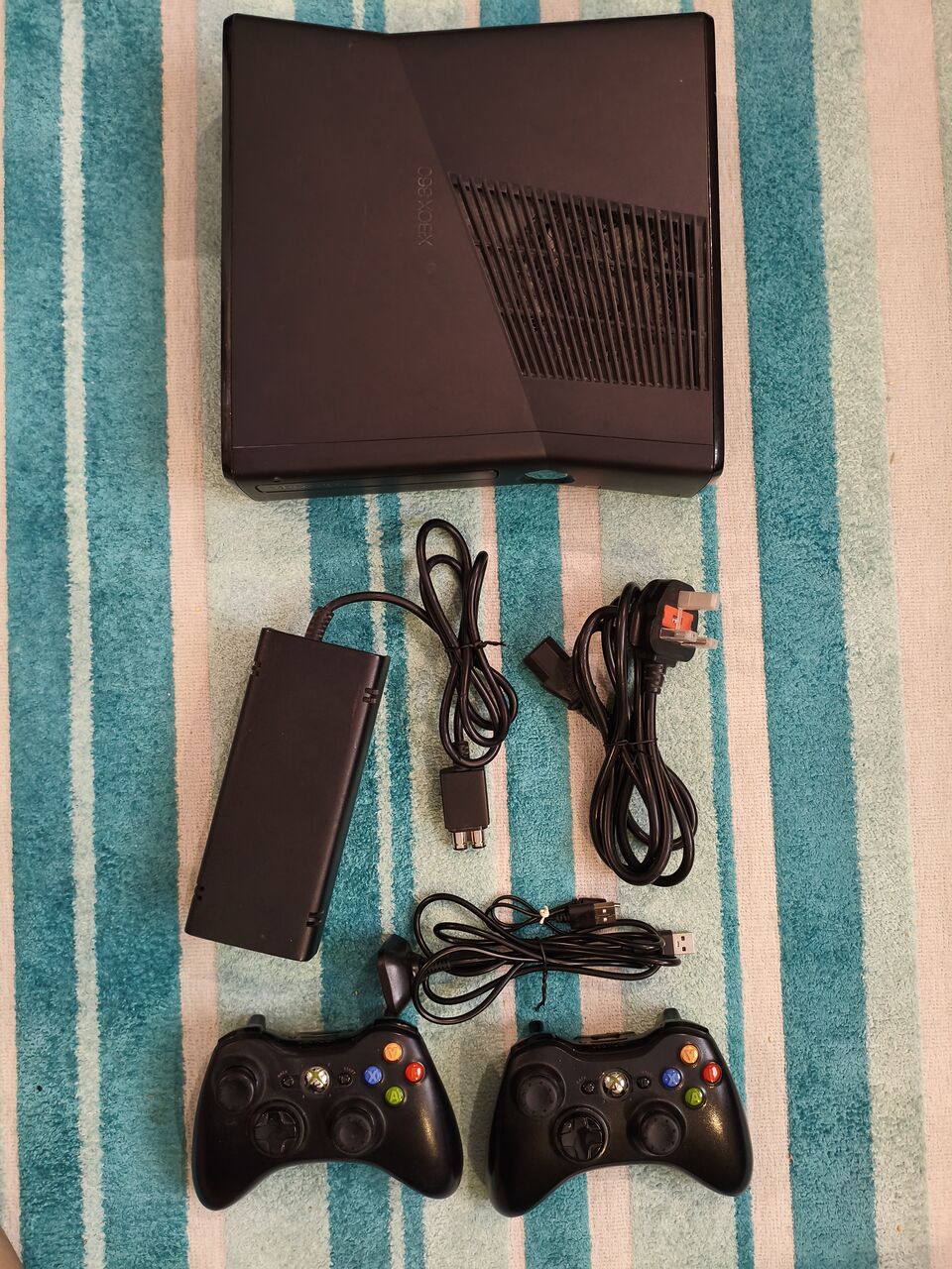 Al Malaz, Video Games, SAR 350,  Xbox 360 Modded With 2 Original Controllers