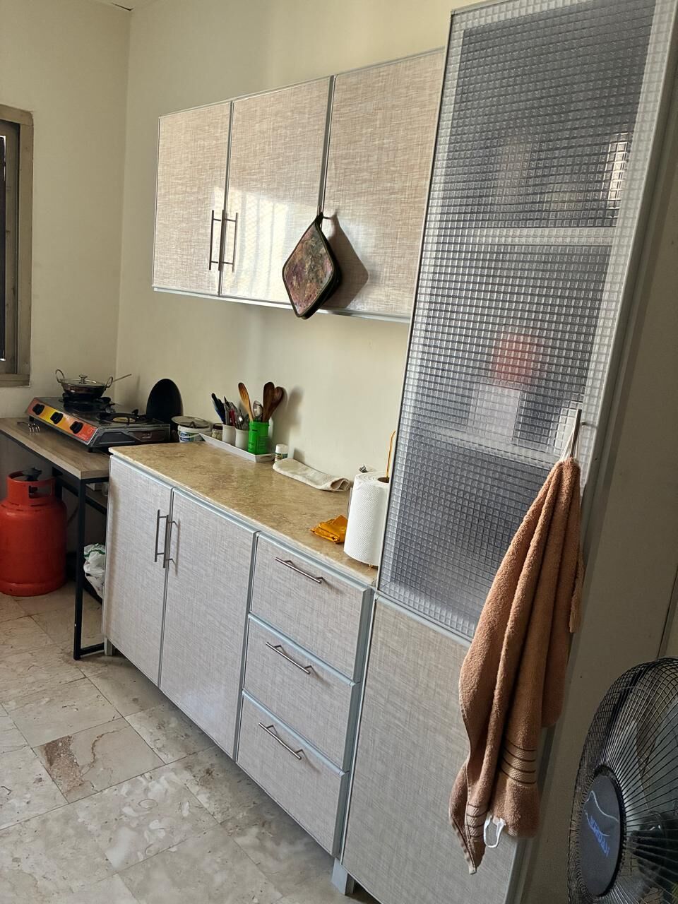 Jeddah, Household Items, SAR 700,  Kitchen Cabinets - Almost New - 700