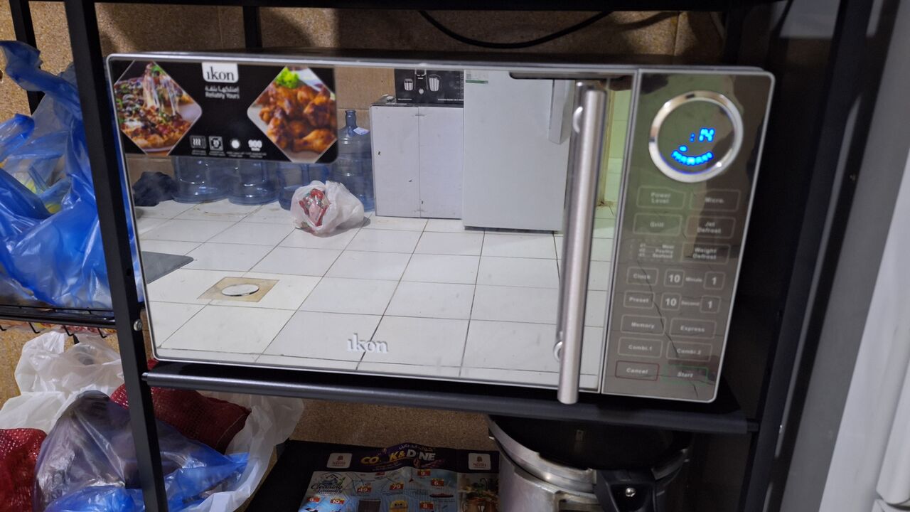Al Aziziyah, Appliances, SAR 200,  Ikon Microwave Oven For Sale, Final Price 200SAR