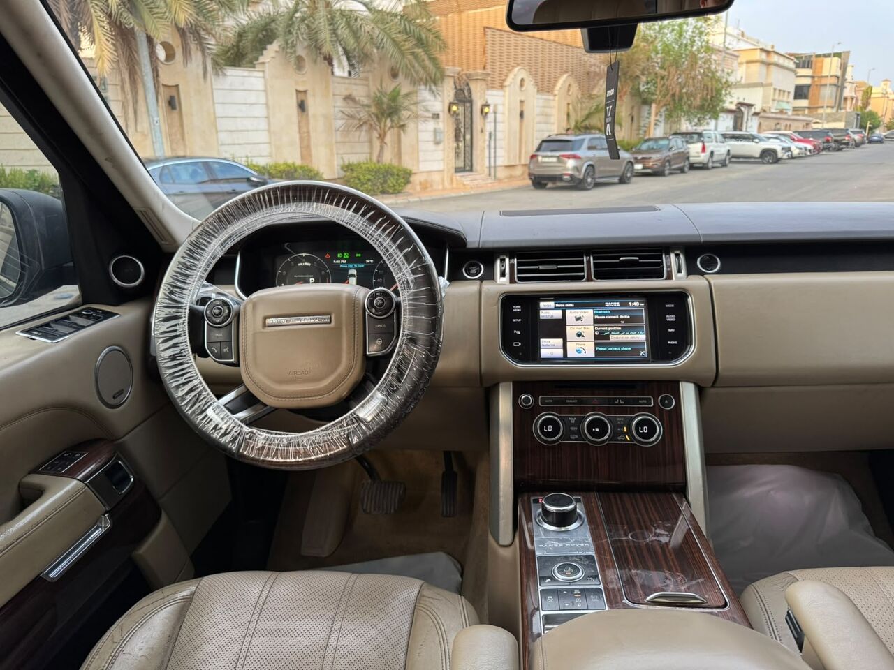 Jeddah, Vehicles, Cars & Trucks , SAR 80000,  Land Rover Range Rover,  2013,  Automatic,  203000 KM,  Range Rover Vogue SE Super Charge