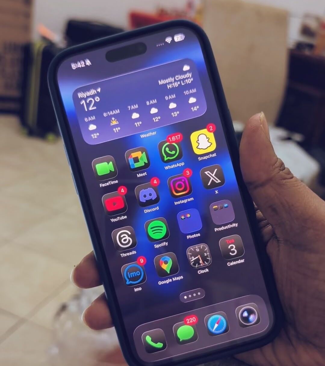 Riyadh, Mobile Phones, SAR 4200,  IPhone 17 Pro Max - 256 GB - Deep Blue
