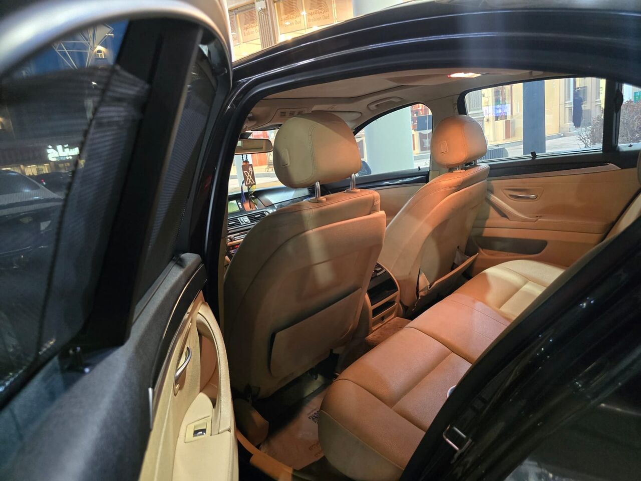 Jeddah, Vehicles, Cars & Trucks , SAR 35000,  Bmw 5 Series,  2015,  Automatic,  320000 KM,  BMW 4-cylinder - 520i