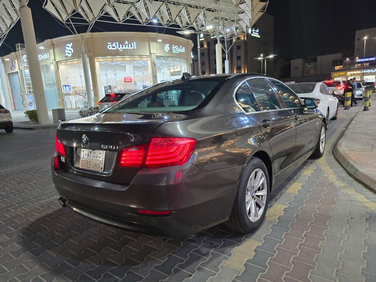 Jeddah, Vehicles, Cars & Trucks , SAR 35000,  Bmw 5 Series,  2015,  Automatic,  320000 KM,  BMW 4-cylinder - 520i
