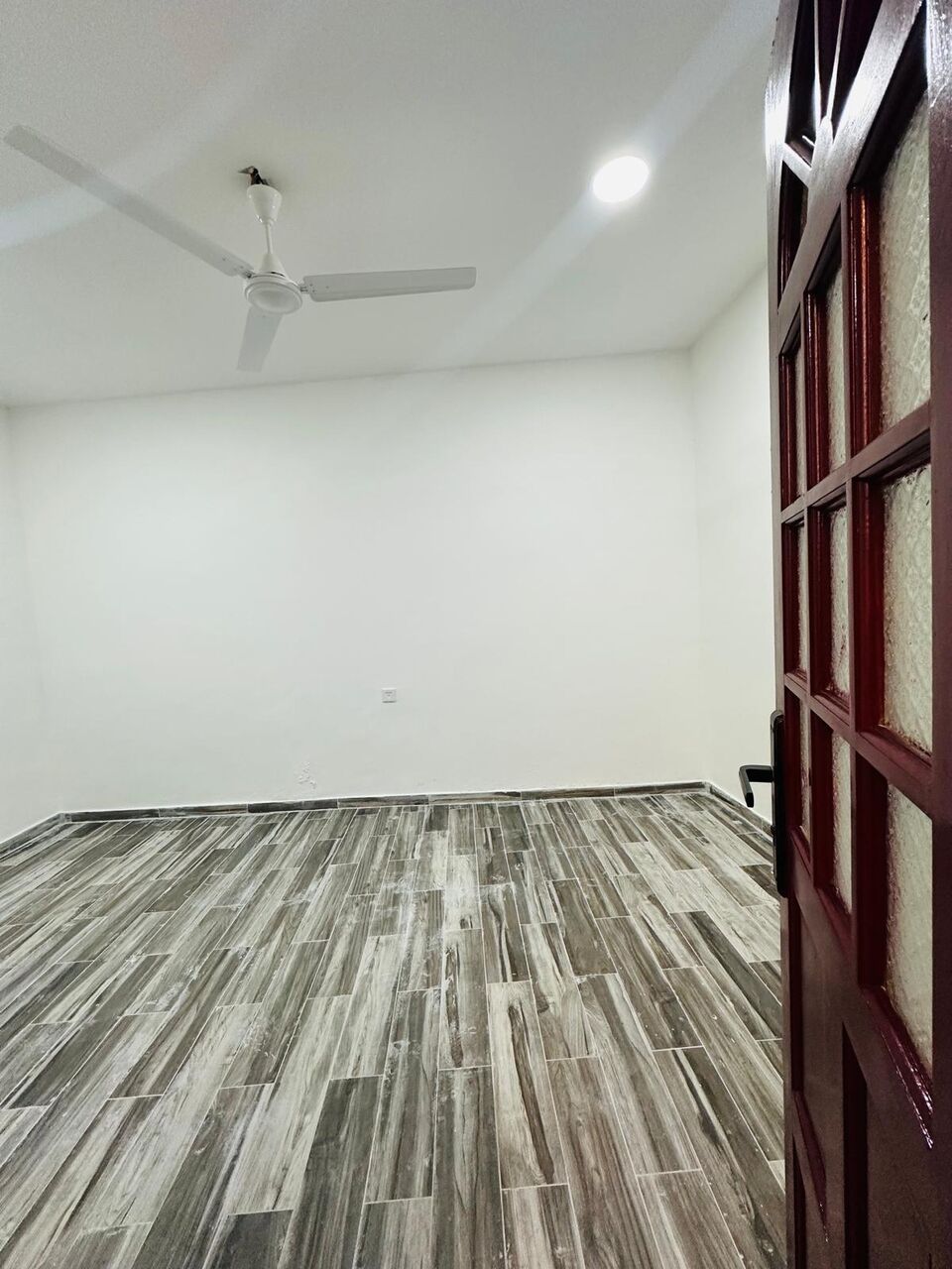 Manama, Apartments, Flats, Houses & Villas, BHD 135/year,  Studio For Rent In Gudaibya Semi Furnished With Electricity