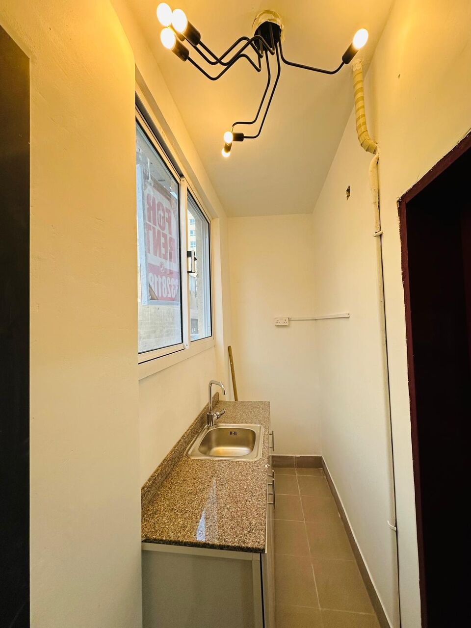 Manama, Apartments, Flats, Houses & Villas, BHD 135/year,  Studio For Rent In Gudaibya Semi Furnished With Electricity