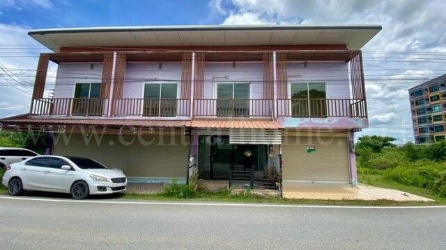 Bangkok, Real Estate For Sale, THB 1300000,  2 BR,  19 Sq. Feet,  อาคารพาณิชย์ ซอยแสนสุขพัฒนา กำแพง