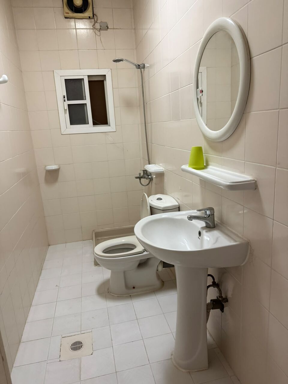 Manama, Apartments, Flats, Houses & Villas, BHD 130/month,  1 BR,  Studio Room For Rent