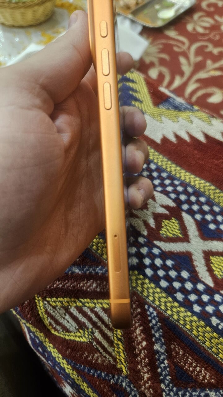 Madinah, Mobile Phones, SAR 4600,  Iphone 17 Pro Max.UK Variant Physics Dual Sim. Battery Health 100%