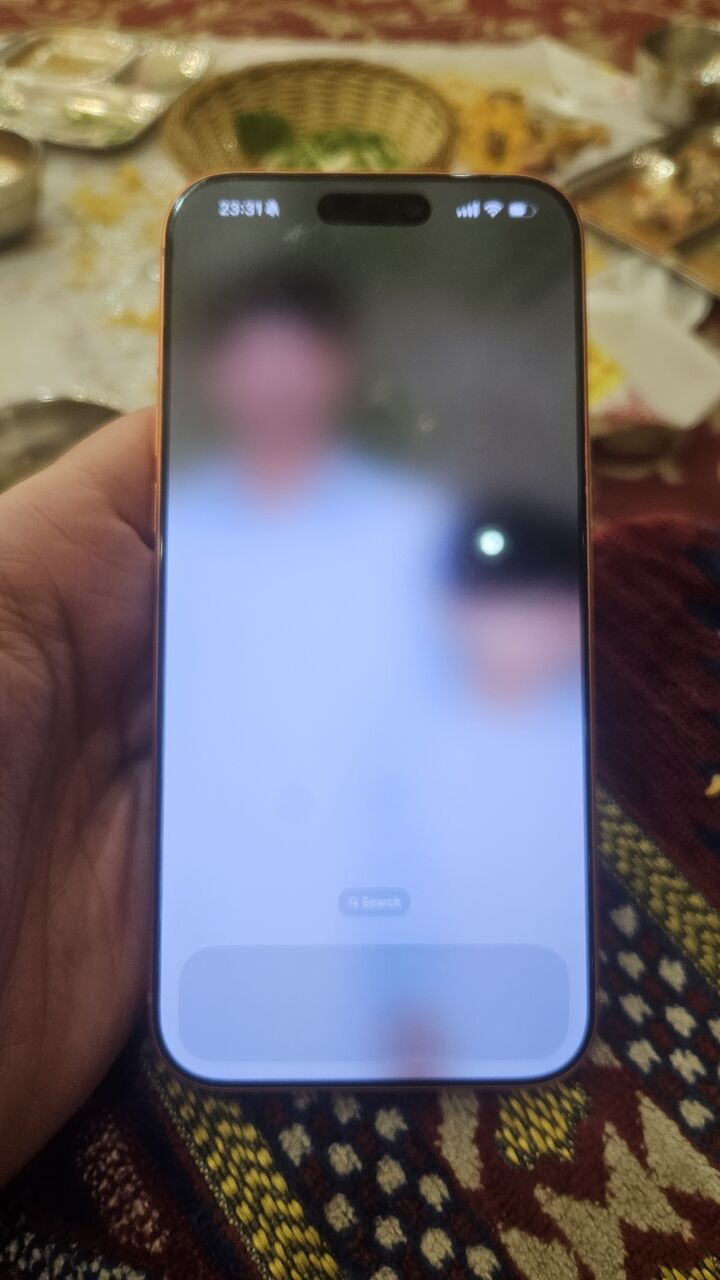 Madinah, Mobile Phones, SAR 4600,  Iphone 17 Pro Max.UK Variant Physics Dual Sim. Battery Health 100%