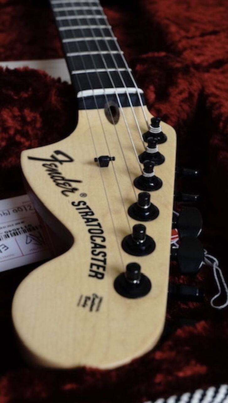 Manama, Musical Instruments, BHD 530,  Fender Him Root Signature Guitar