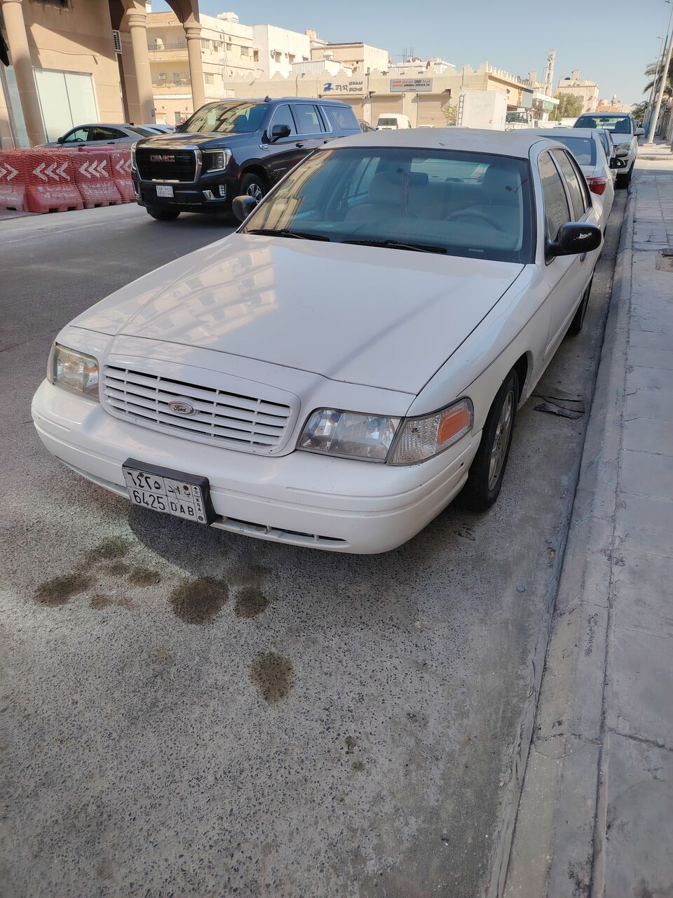 Riyadh, Vehicles, Cars & Trucks , SAR 15200,  Ford Crown Victoria,  2004,  Automatic,  58 KM,  Neat & Clean In Personal Use Only No Machenical Issue Eng.& Gear AC Working Wel Suspension