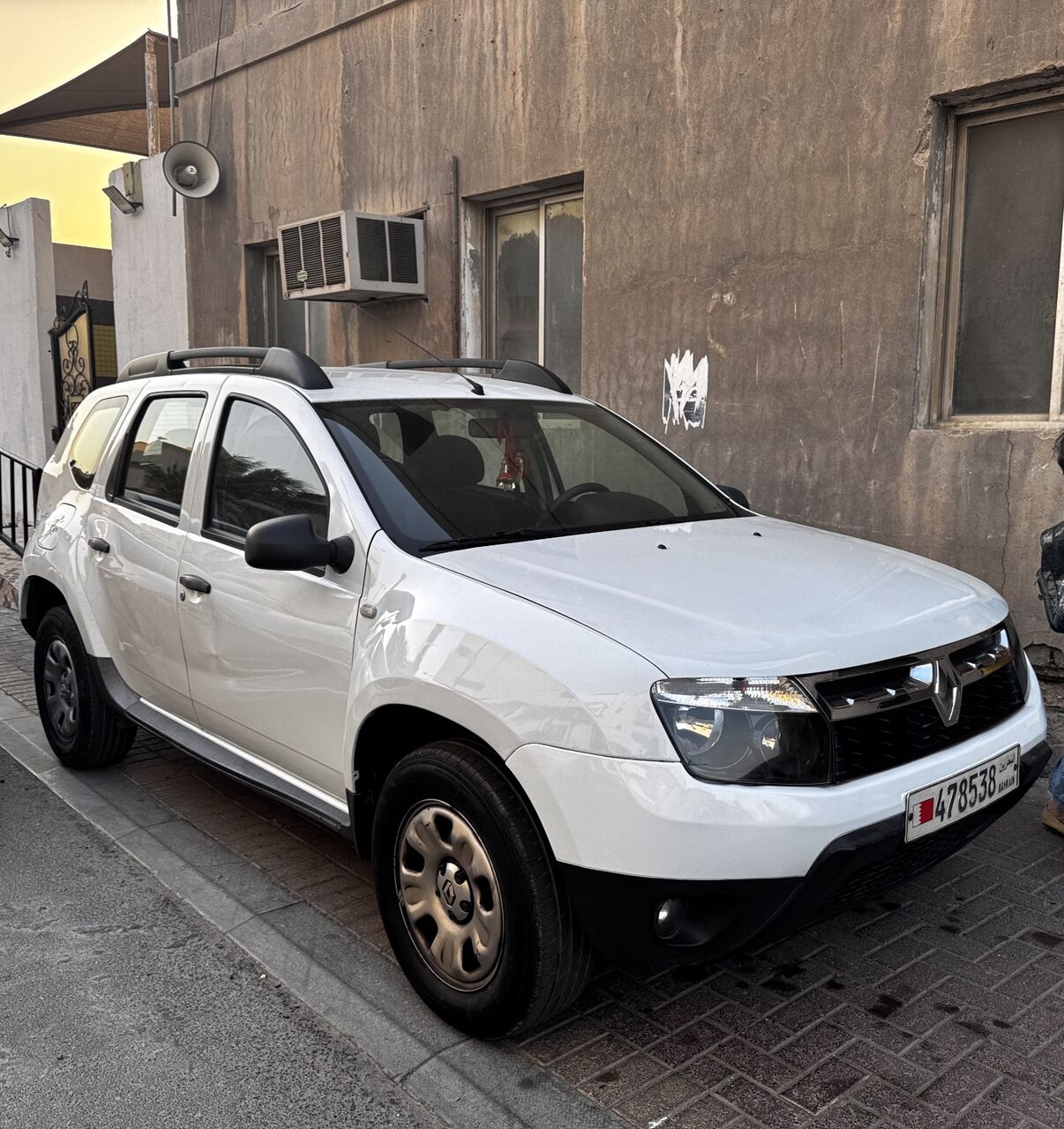 Adliya, Vehicles, Cars & Trucks , BHD 850,  Renault Duster,  2014,  Automatic,  135000 KM,  NEAT AND GOOD CONDITION