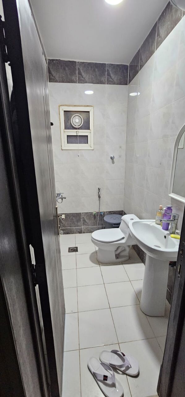 Al Mounsiyah, Rooms for Rent, SAR 3000/month,  Family Apartment With 2-Bed, Big Lounge, Spacious Kitchen In Munsiyah, Riyadh