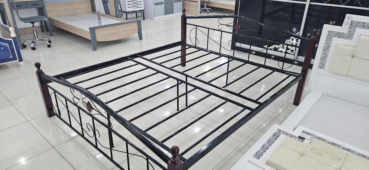 Jeddah, Furniture, SAR 300,  180x200 Bedframe For Sale