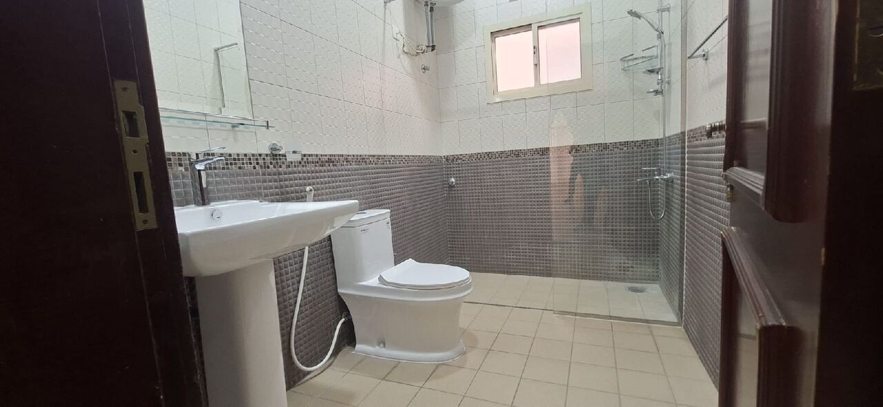Mahooz, Apartments, Flats, Houses & Villas, BHD 280/year,  1 BR,  Semi Furnished 1 Bedroom 1 Bathroom Balcony Very Big Flat For Rent In : Mahooz
