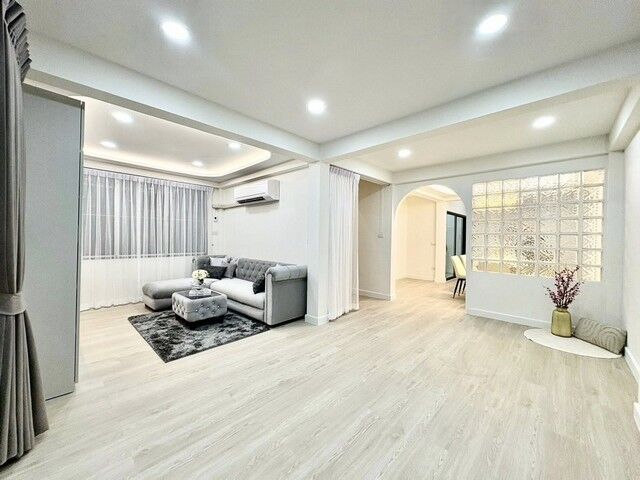 Bangkok, Villas, THB 80000,  50 Sq. Feet,  ให้เช่าบ้าน ใกล้ สถานทูตจีน , เซ็นทรั