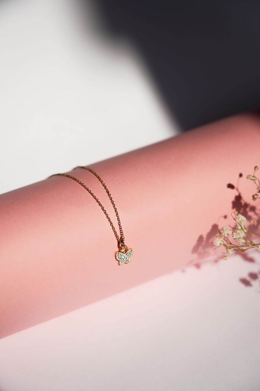 London, Clothing & Accessories, Lab Grown And Natural Diamond Pendant Necklace