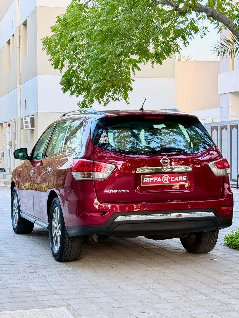 Manama, Vehicles, Cars & Trucks , BHD 3150,  Nissan Pathfinder,  2015,  Automatic,  158000 KM,   V6 MODEL