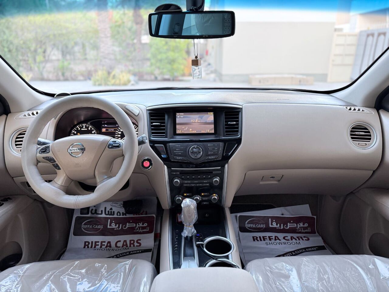 Manama, Vehicles, Cars & Trucks , BHD 3150,  Nissan Pathfinder,  2015,  Automatic,  158000 KM,   V6 MODEL