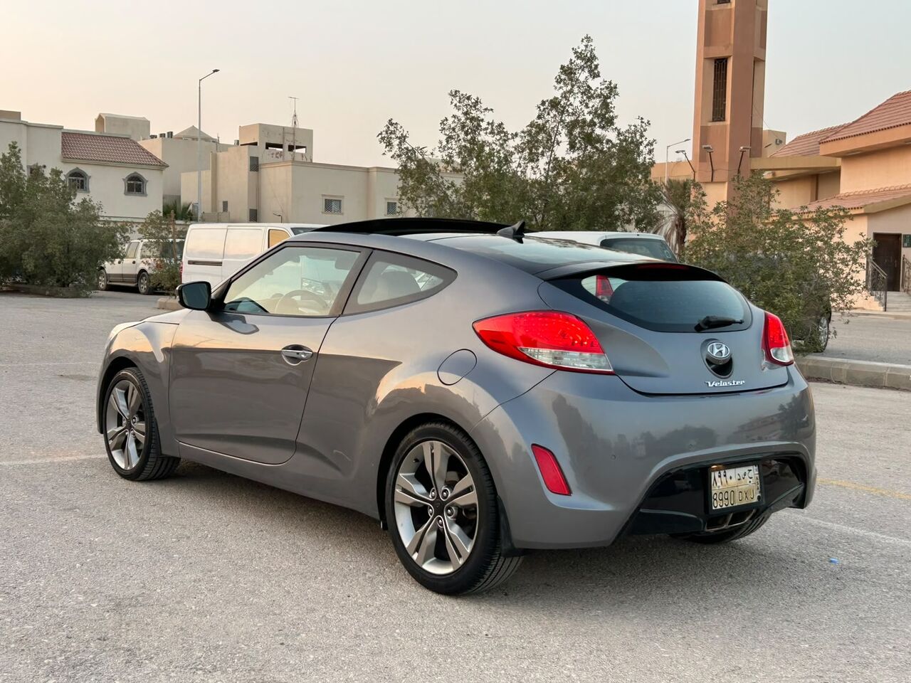 Riyadh, Vehicles, Cars & Trucks , SAR 25000,  Hyundai Veloster,  2015,  Automatic,  215000 KM,  هونداي فيلوستر