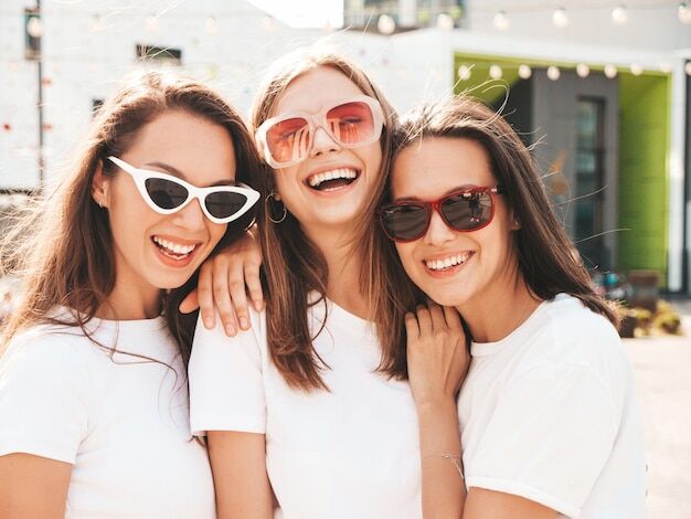 New York, Business, Emerging Styles Defining Women&rsquo;s Eyewear Trends 2027
