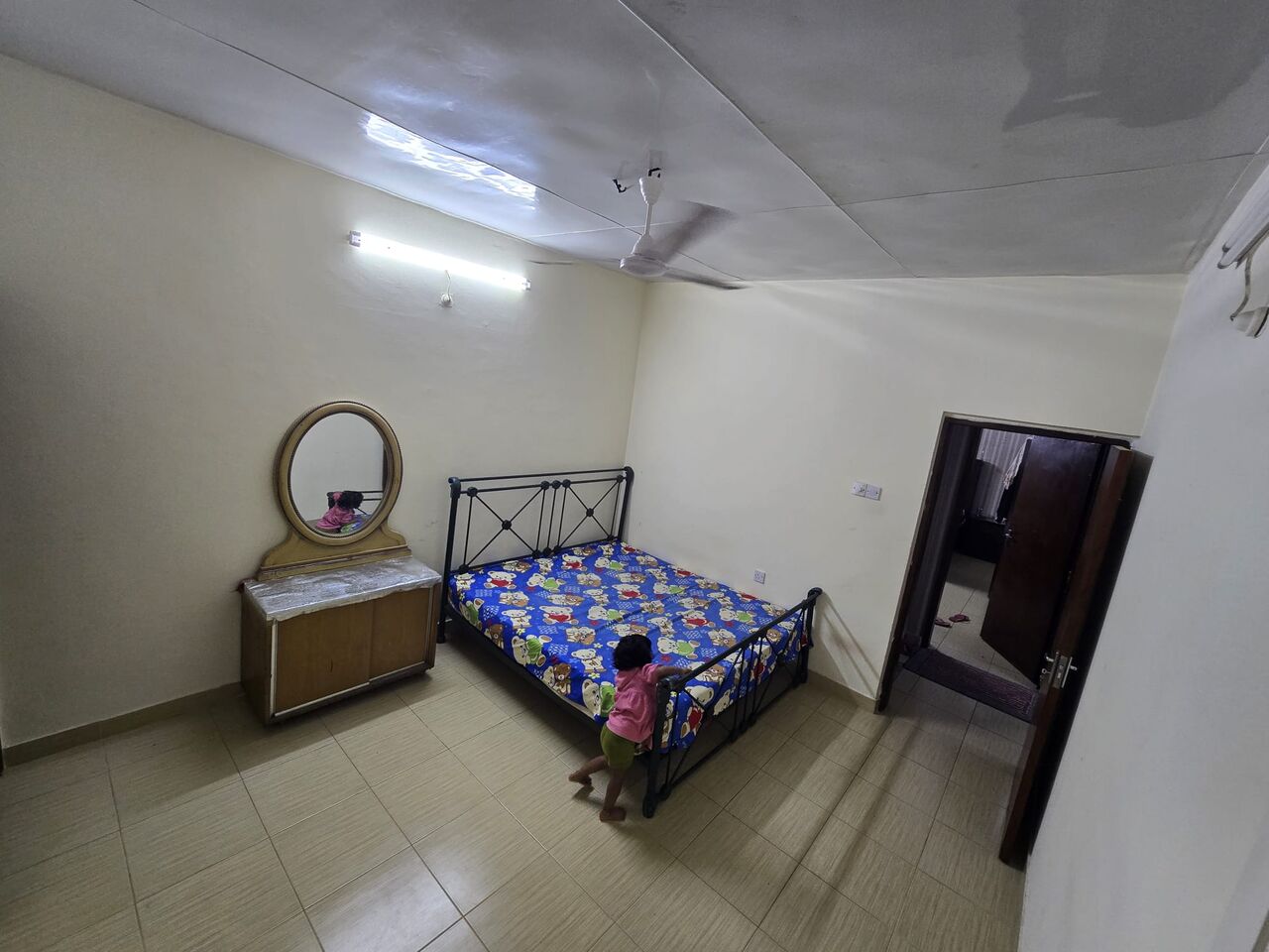 Hoora, Rooms for Rent, BHD 110/month,  FLAT SHARING -1 ROOM AVAILABLE, WITH EWA
