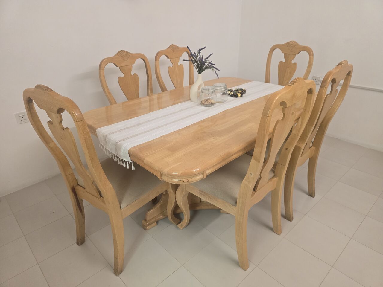 Manama, Furniture, BHD 80,  Dining Table With 6 Chairs (Wooden)