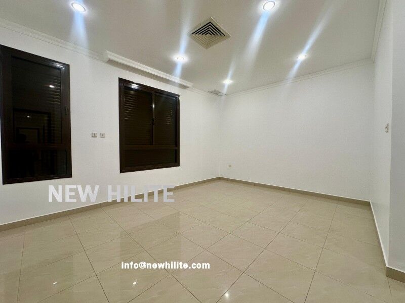 Kuwait City, Villas, KWD 1000,  Spacious 4BR Floor For Rent In Al Siddeeq