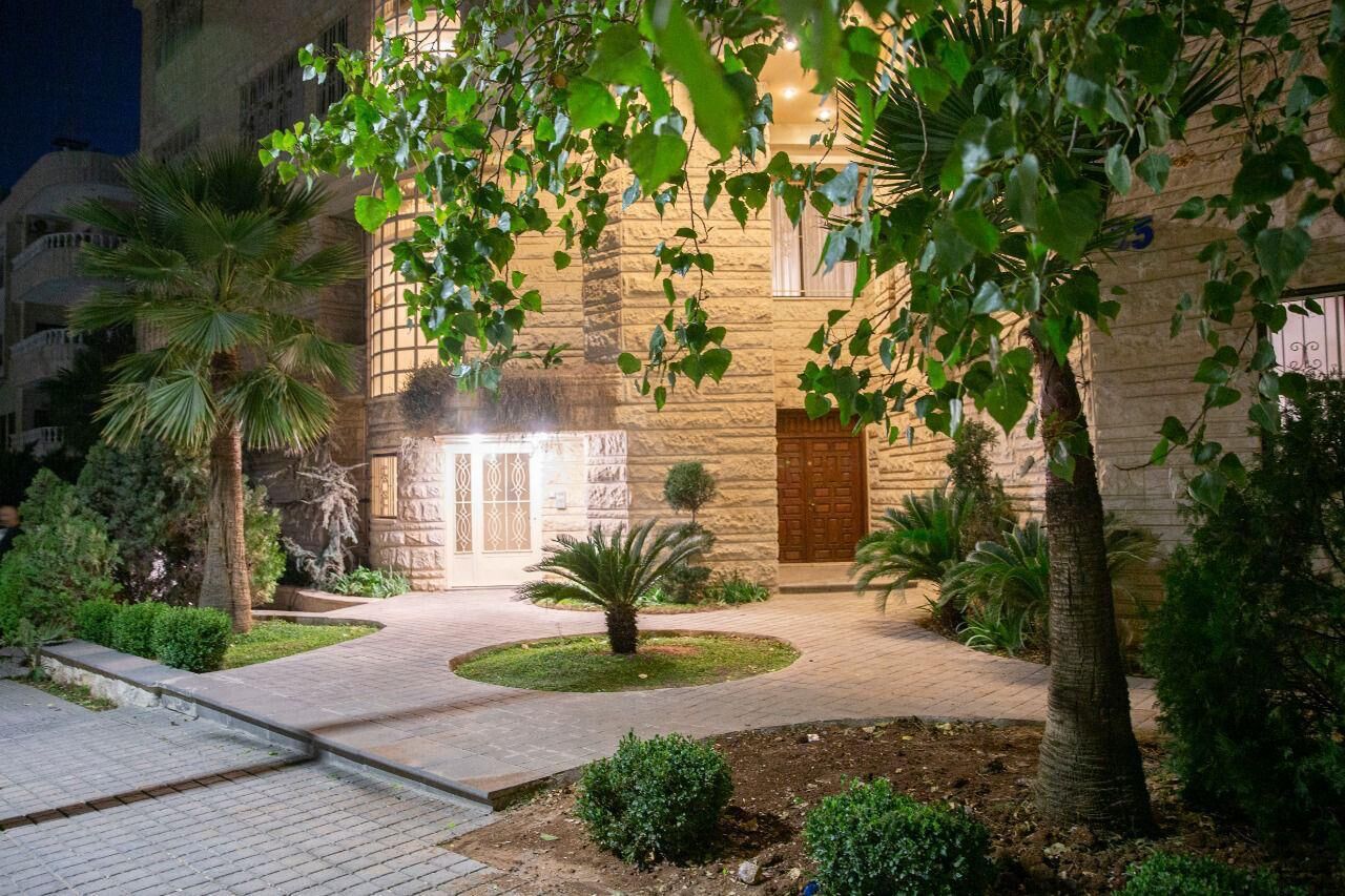 Amman, Apts/Flats Wanted, JOD 30000/year,  Furnished,  3 BR,  Umm Al Summaq. Where Timeless Elegance Meets Spacious Living. ✨