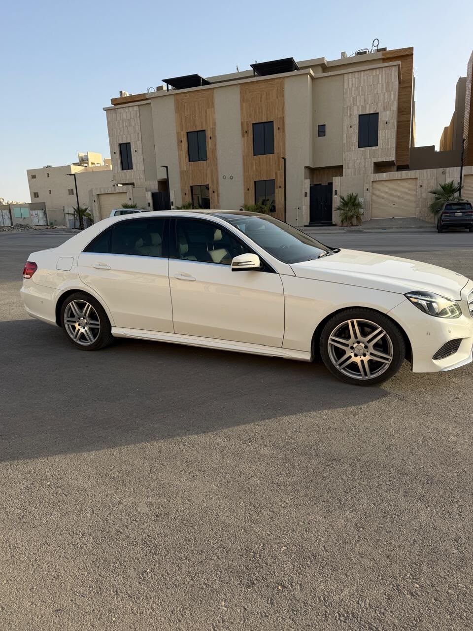 Riyadh, Vehicles, Cars & Trucks , SAR 55000,  Mercedes Benz E300,  2014,  Automatic,  200 KM,  , , Very Good Condition