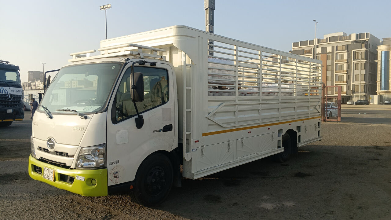 Jeddah, Delivery, 🚚 Hino Dyna 6 Meter – Rental & Cargo Delivery Service