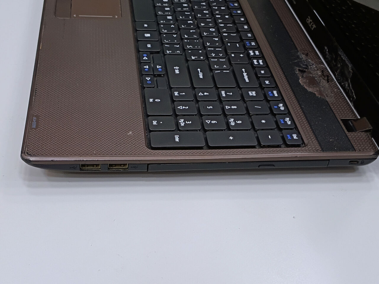 Riffa, Computers, BHD 35,  Acer Aspire Intel Core I3-M380 8GB/320GB HDD AMD Graphics 15.6 Display 35 BD Only
