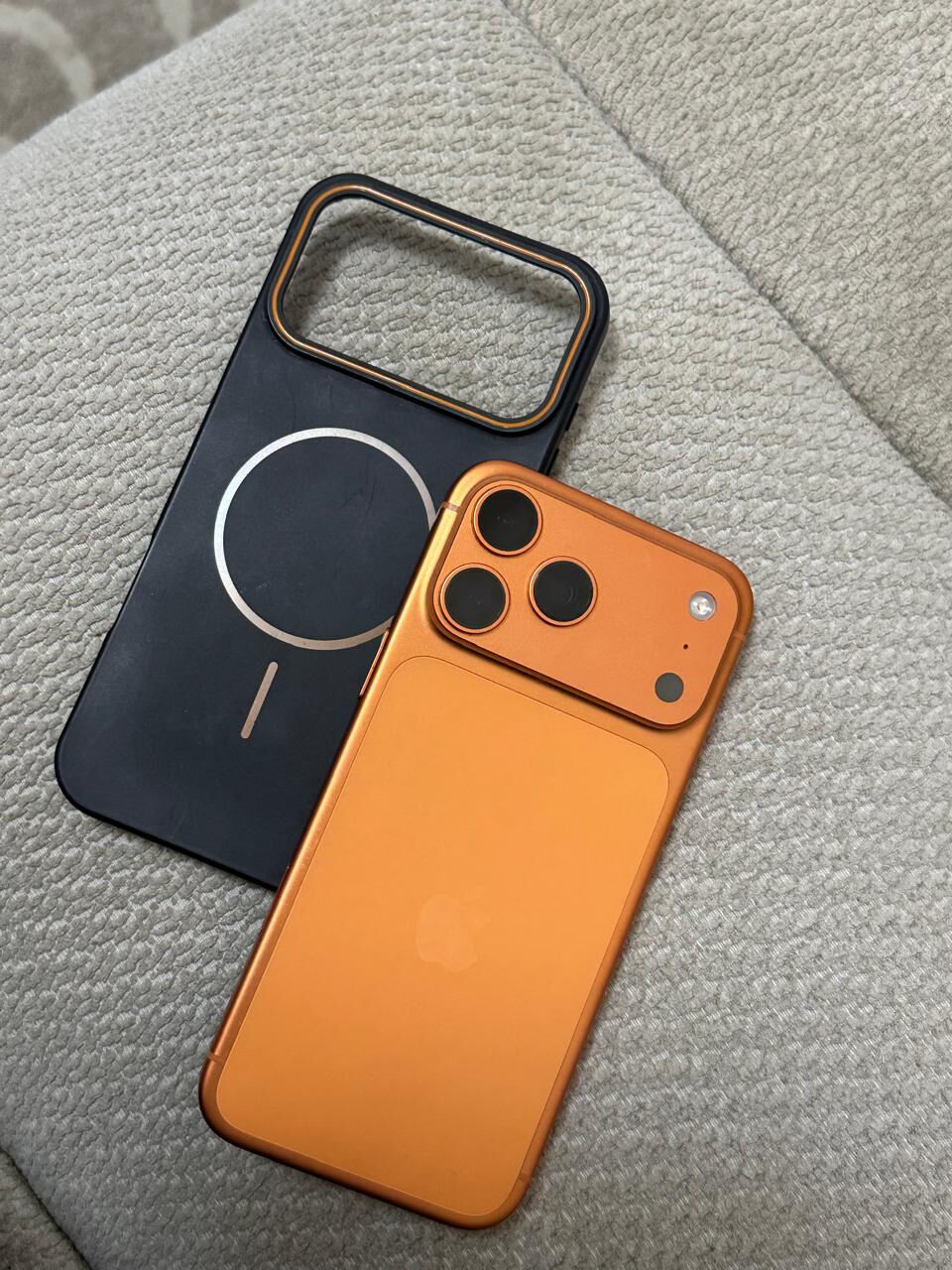 Khobar, Mobile Phones, SAR 4350,  I Model: IPhone 17 Pro Max&nbsp;   Storage: [] - 512GB]  Color  : Cosmic Orange