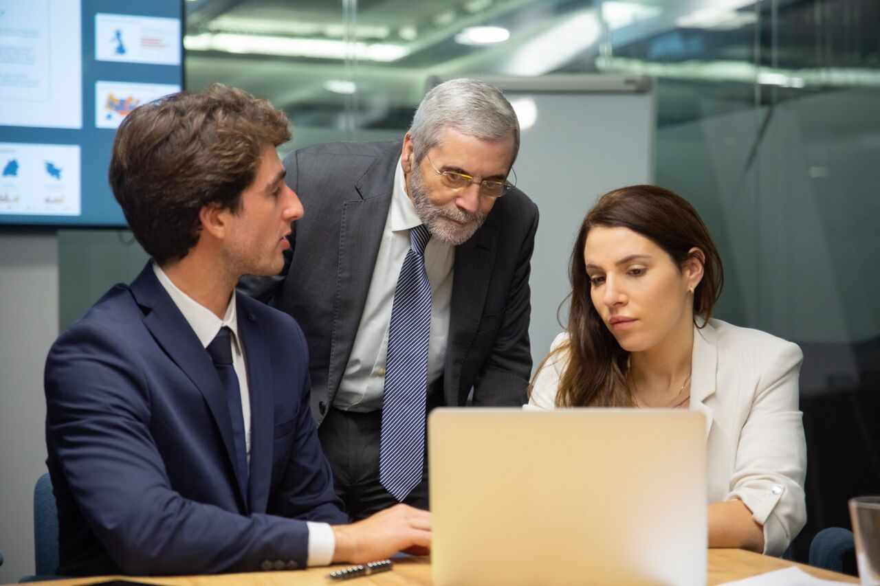 New York, Computer, Build A Clear Technology Roadmap With The Right IT Advisor