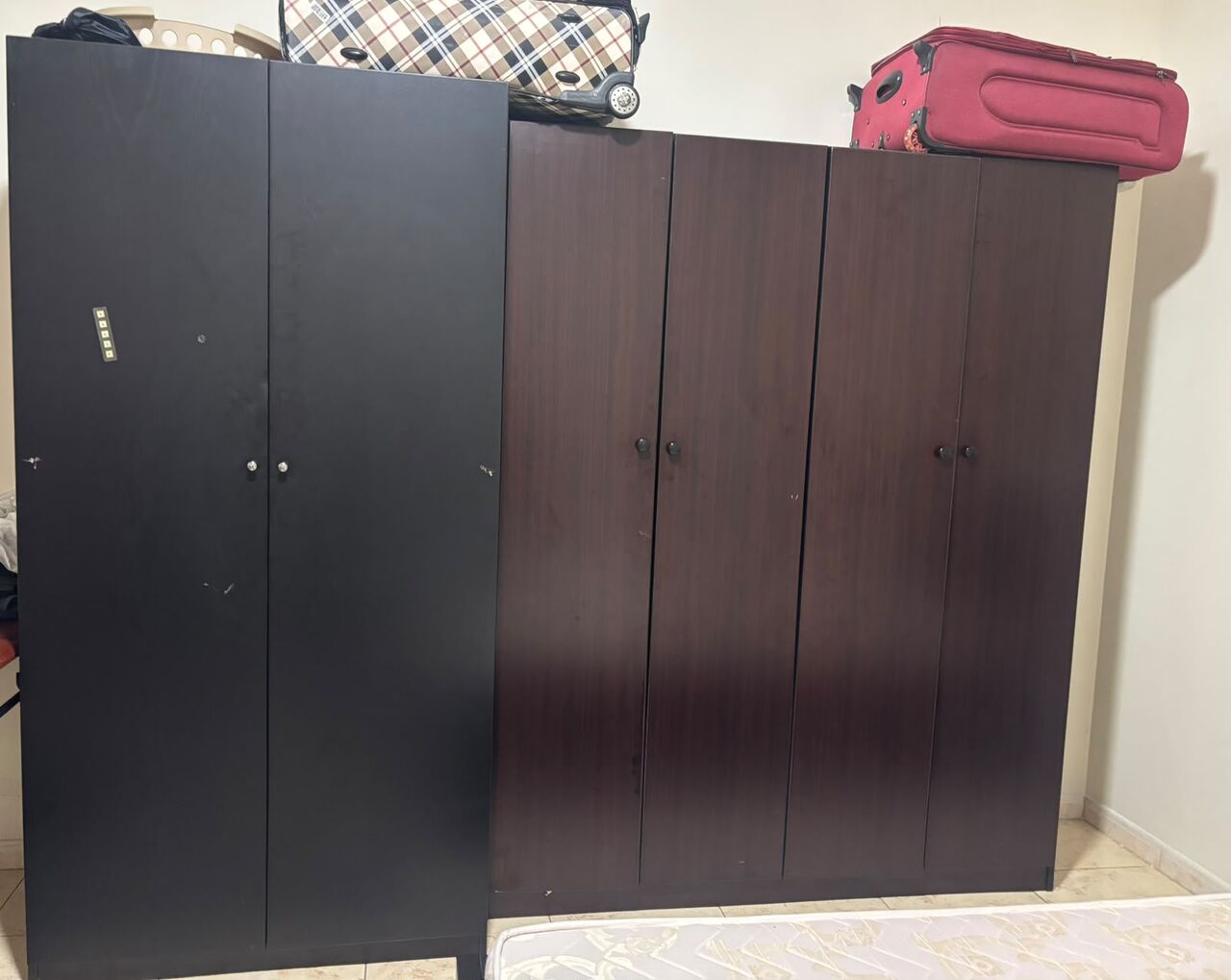 Jeddah, Furniture, SAR 1400,  Full Bedroom Furniture Set For Sale (IKEA Beds & Wardrobes) &ndash; Excellent Condition
