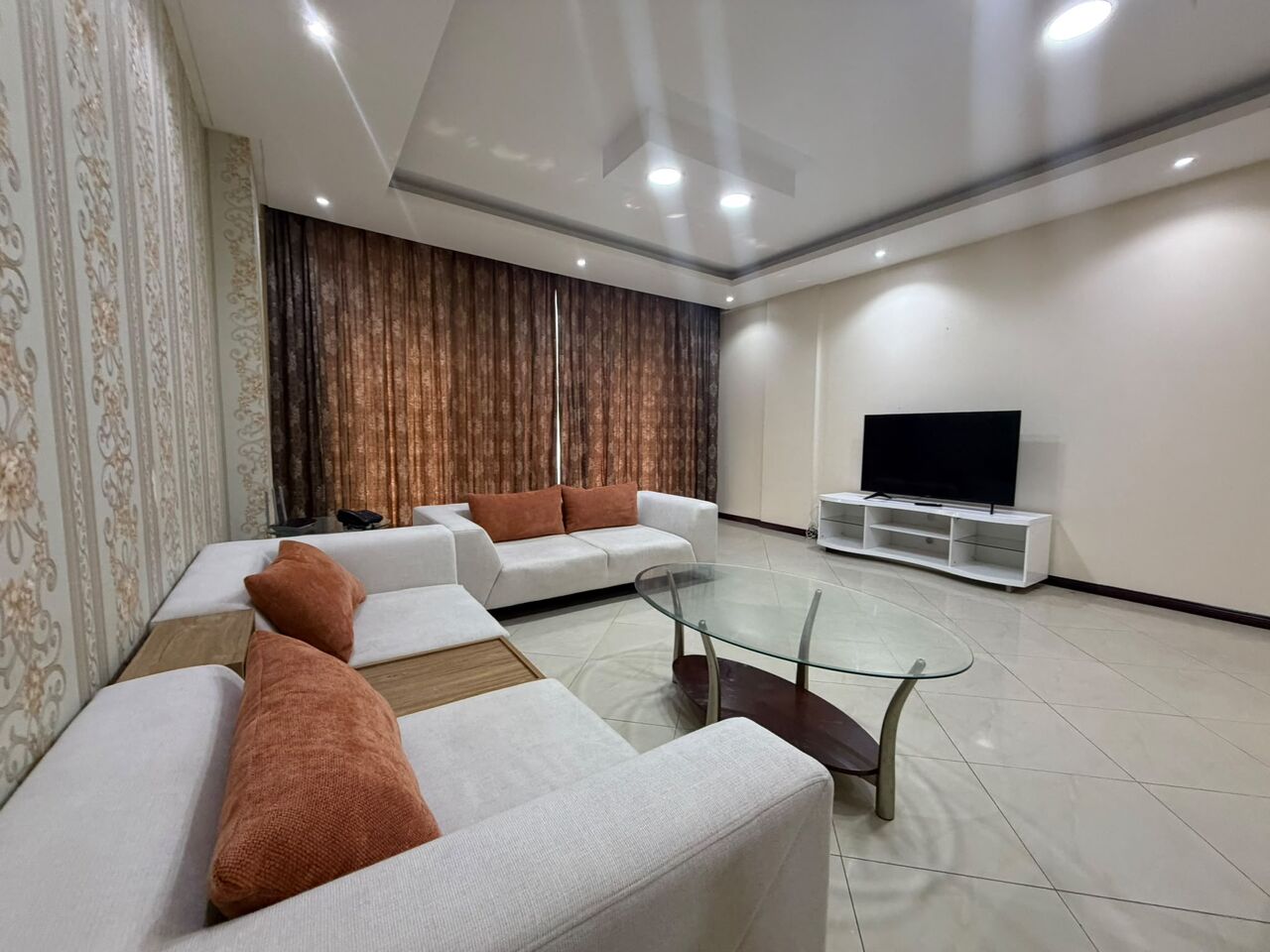 Juffair, Apartments, Flats, Houses & Villas, BHD 350/month,  Furnished,  2 BR,  Luxury Apartment For Rent In Juffair