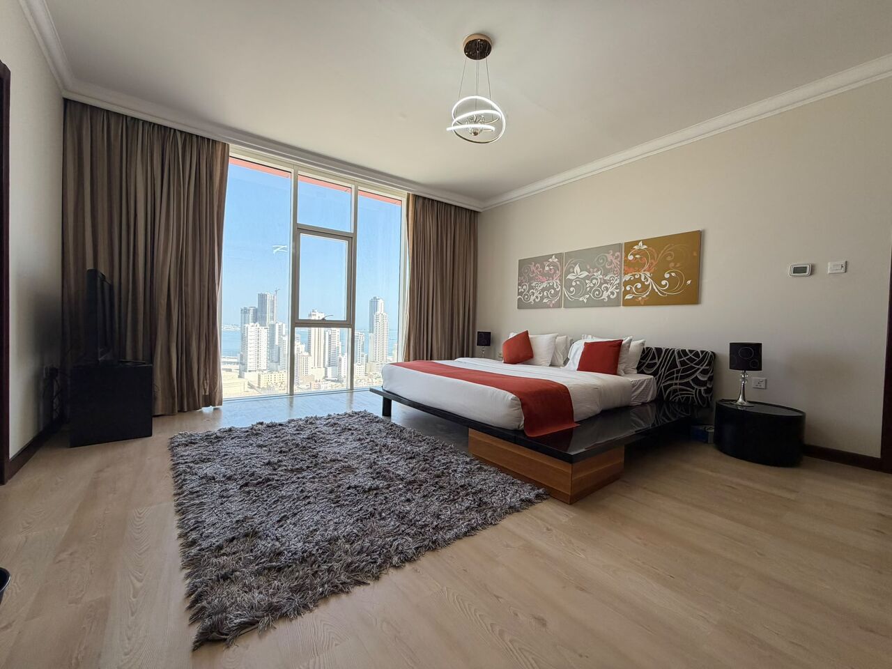 Juffair, Apartments, Flats, Houses & Villas, BHD 650/month,  Furnished,  3 BR,  Luxury Apartment For Rent In Juffair