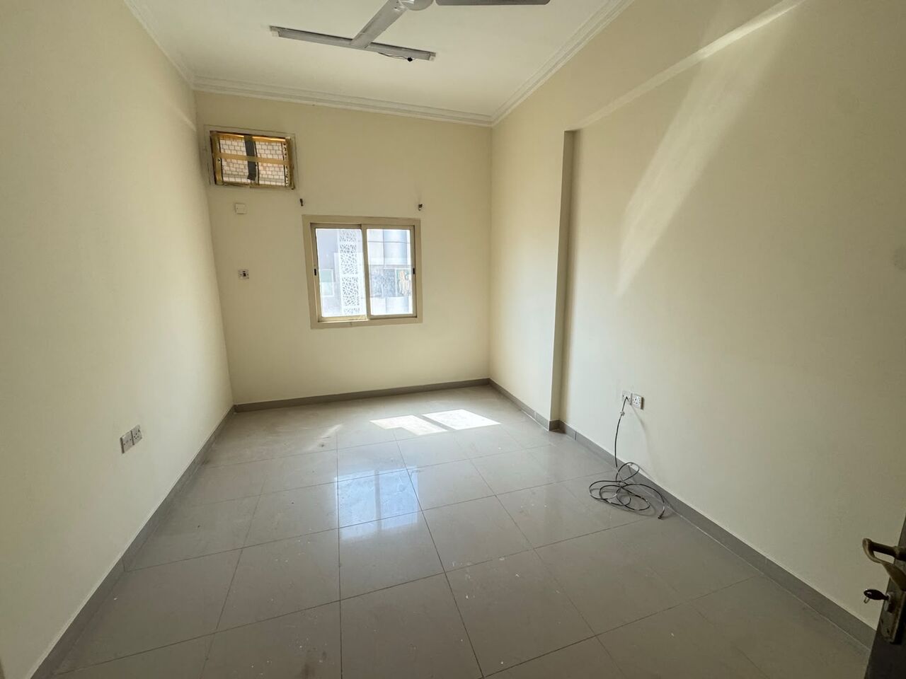Manama, Apartments, Flats, Houses & Villas, BHD 220/month,  3 BR,  3 Bedroom | 2 Bathroom| Spacious Hall|