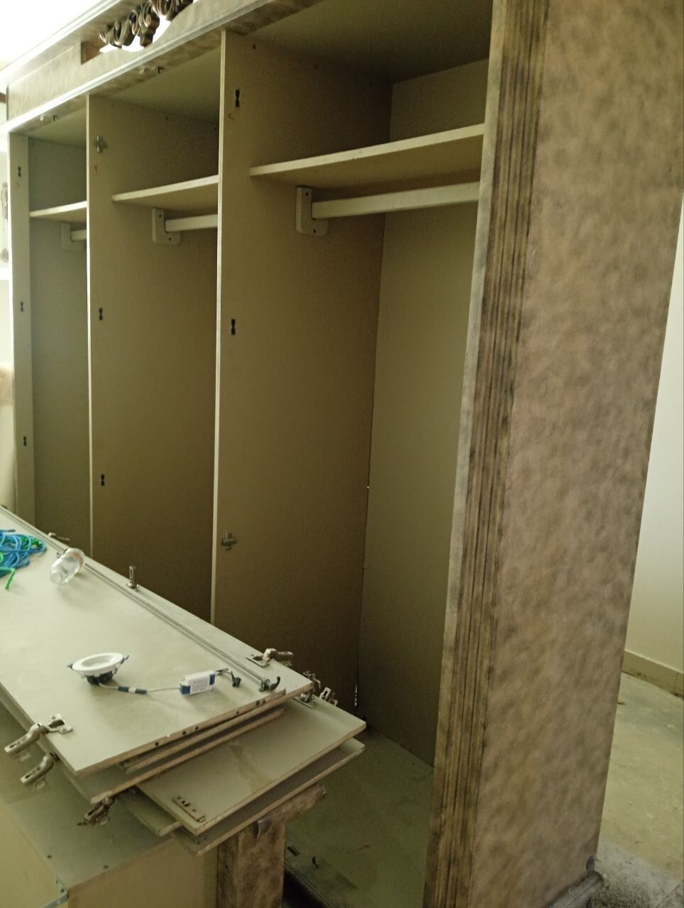 Riyadh, Furniture, SAR 1,  []FREE / GIVEAWAY] Solid Wood King-Size Bedroom Set &ndash; Urgent Pickup Needed